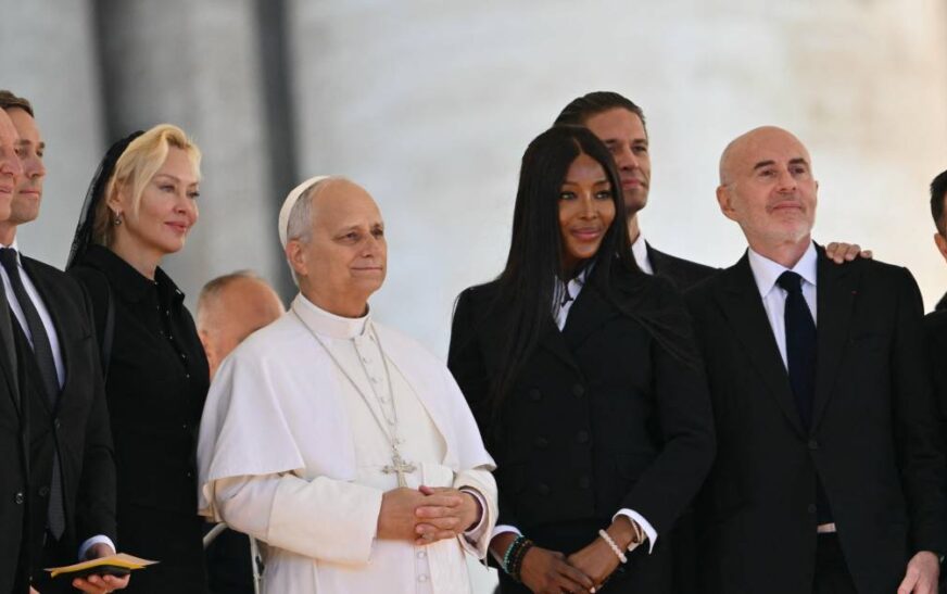 León XIV desafía críticas de Trump y llama a la paz en su visita a Argelia