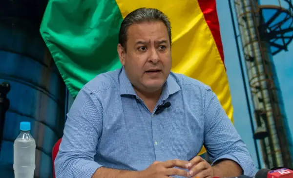 Presidente Rodrigo Paz designa a Daroca para enfrentar desabastecimiento y cuestionamientos en YPFB