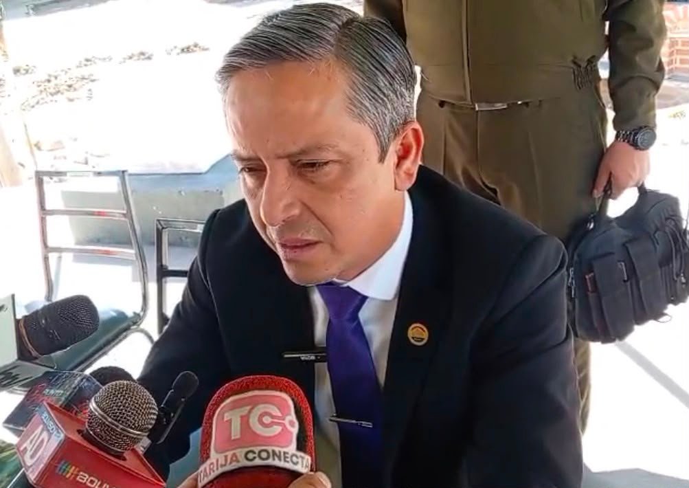 FELCC analiza celular y cámaras por asesinato en Tarija