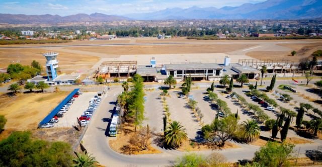 Gobierno recupera proyecto aeroportuario de Tarija y prevé contrato en diciembre