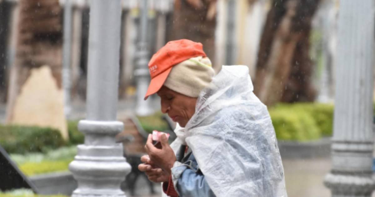 Meteorología emite alerta naranja por ingreso de frente frío