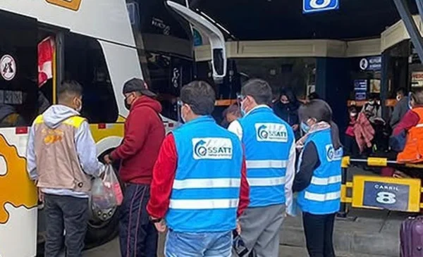 Terminal de Cochabamba registra demanda moderada por Día del Peatón