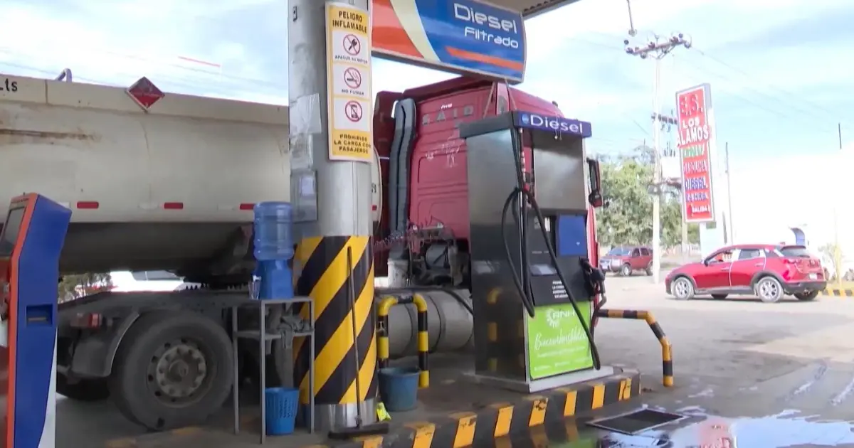Municipios de Cochabamba alertan por escasez de diésel