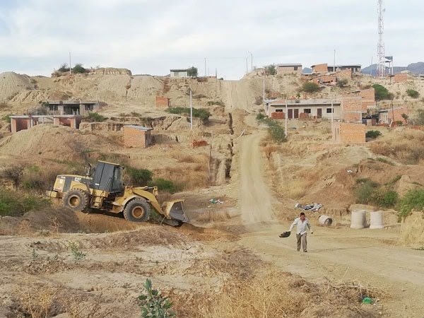 Rodríguez responsabiliza a la DOT por trámites vecinales
