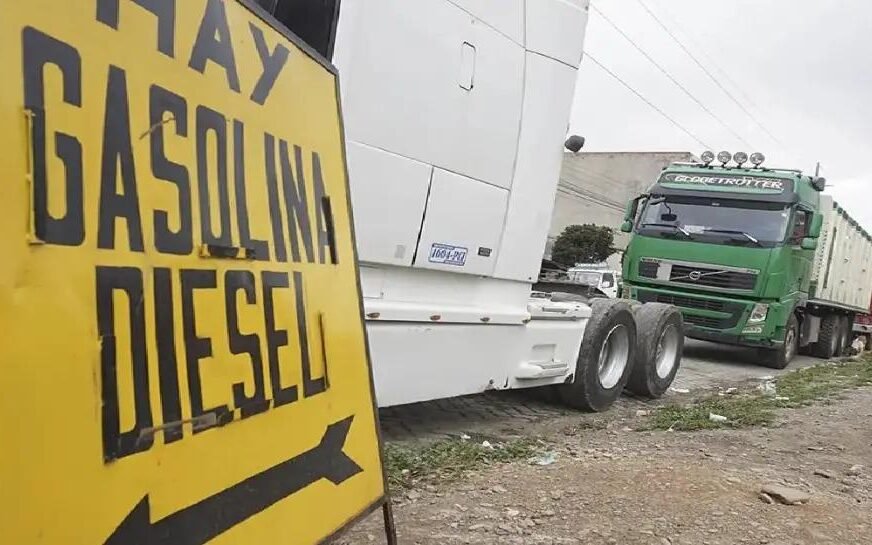 Intervienen surtidor en Mapiri por vender gasolina a Bs 8