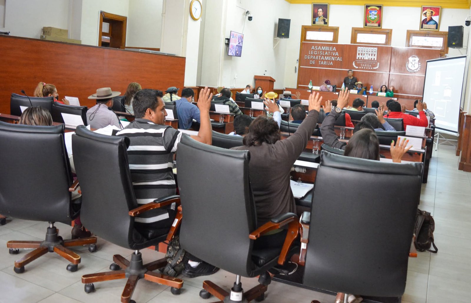 Romero acusa a “Patria” de querer gobernar desde Asamblea