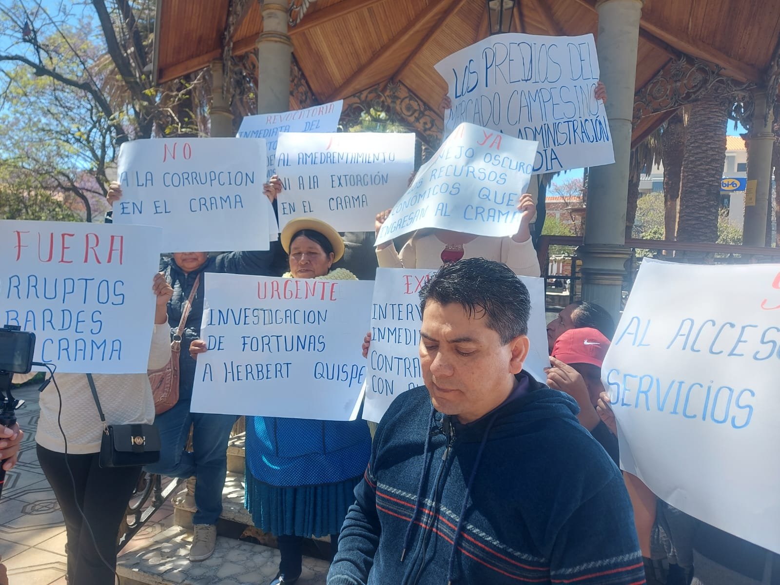 Piden medidores propios en cada puesto del mercado campesino