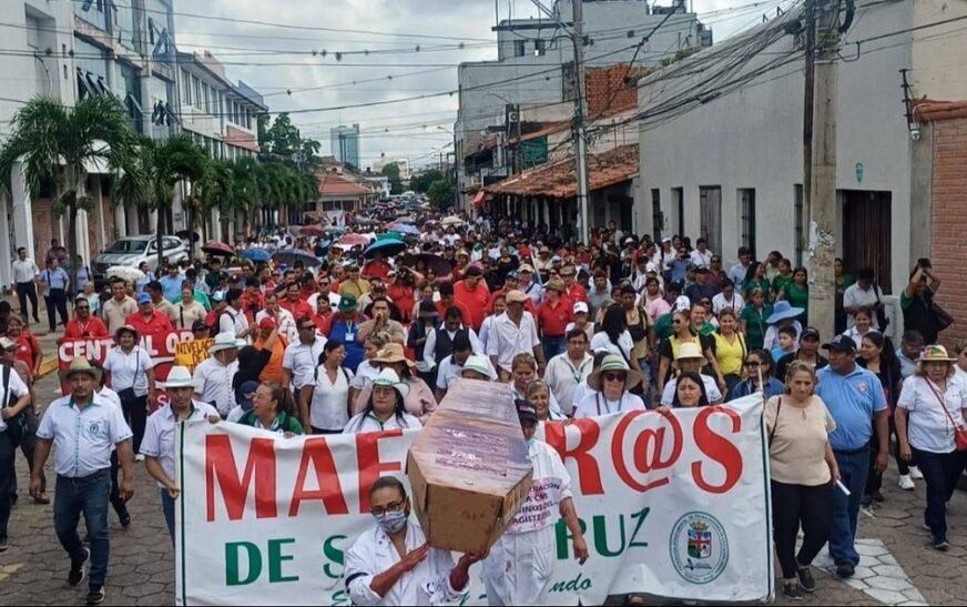 Ministro niega nueva ley educativa y convoca al diálogo