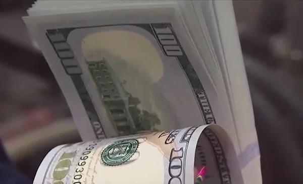 BCB fija dólar oficial en Bs 11,90 este martes