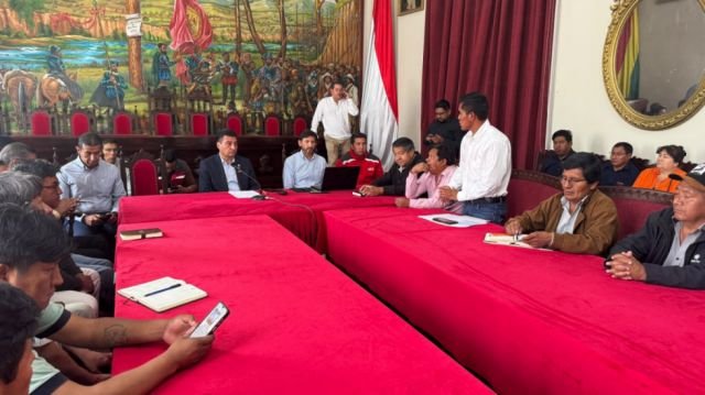 Transportistas y Alcaldía retoman hoy debate sobre tarifas