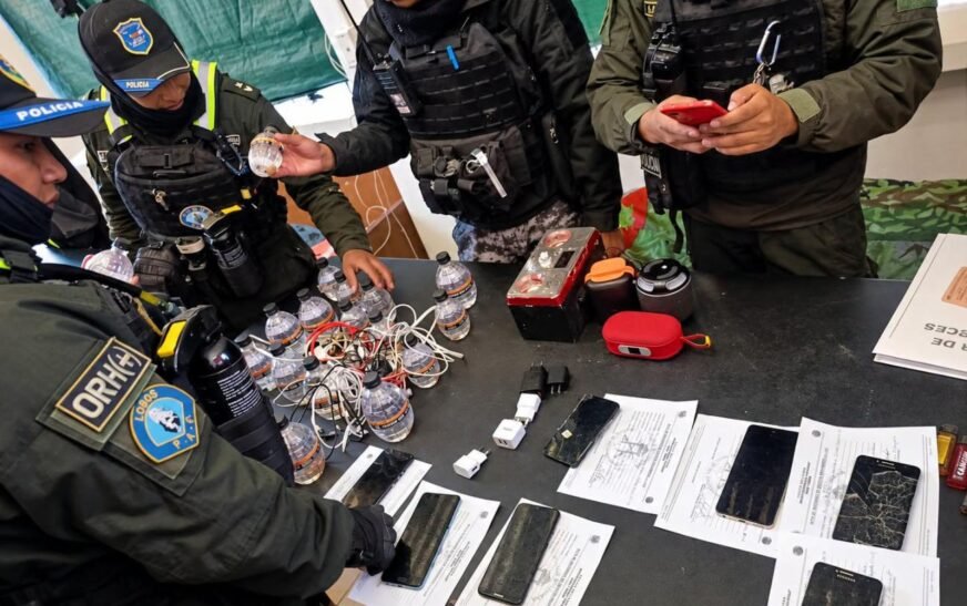 Operativos sorpresa hallan artículos prohibidos en cárceles de San Pedro y San Roque