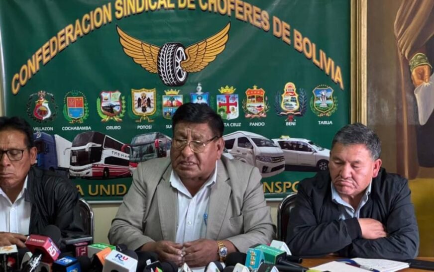 Choferes asistirán a reunión con el Gobierno este martes