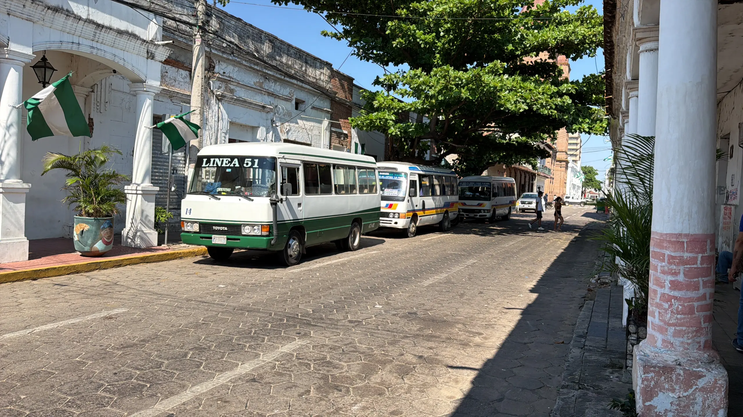 Transporte Urbano de Santa Cruz cercó el Concejo Municipal