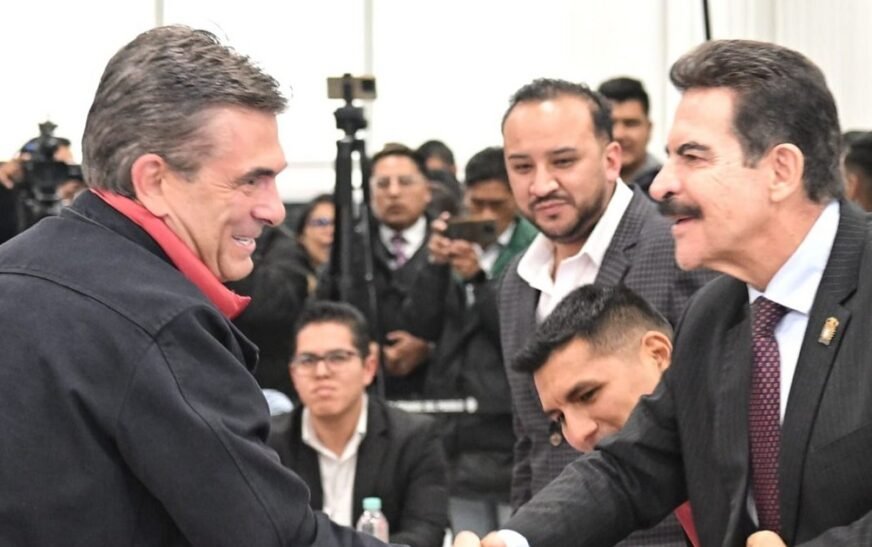 Alcaldes piden modificar presupuesto 2027 en reunión con Gobierno