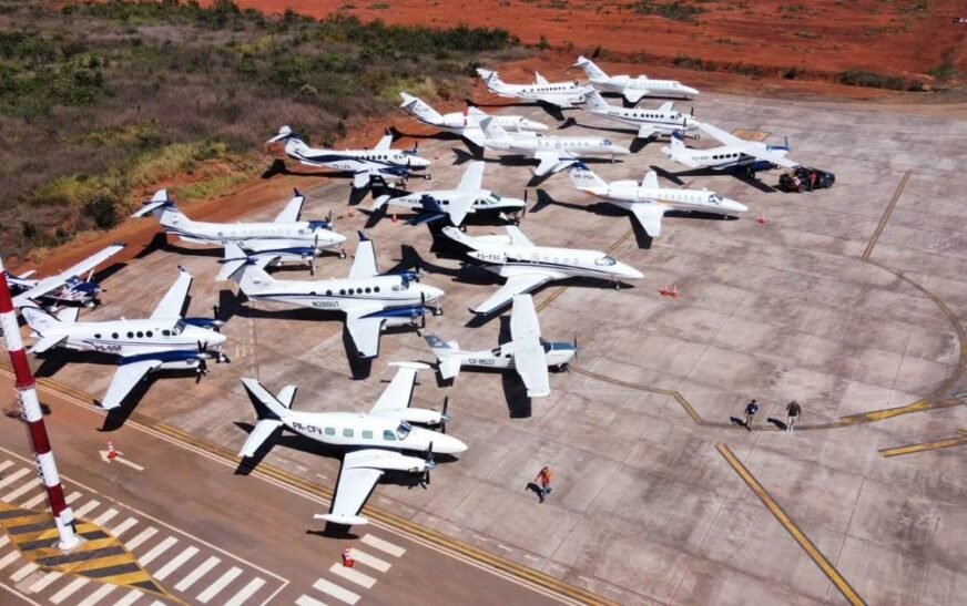 Gobierno fija precio de mercado para gasolina de aviación importada