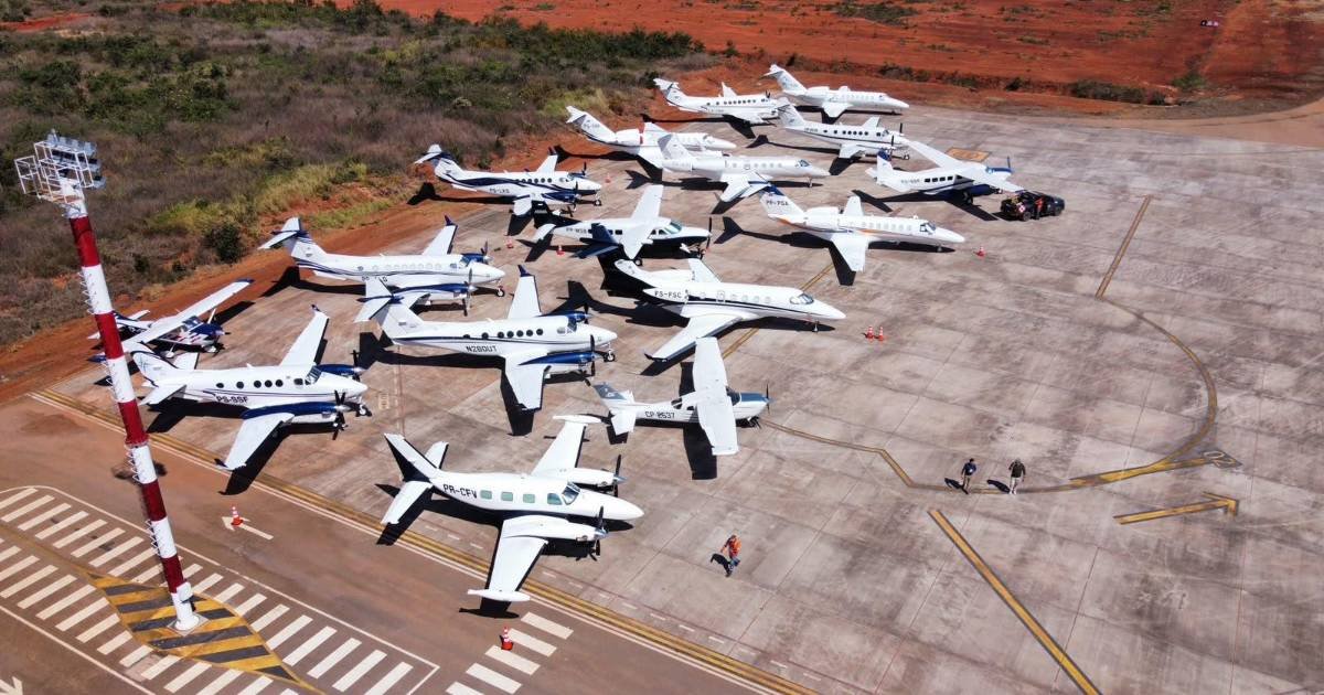Gobierno fija precio de mercado para gasolina de aviación importada