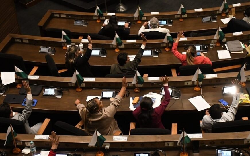 Asamblea aprueba ley para suspender al fiscal general