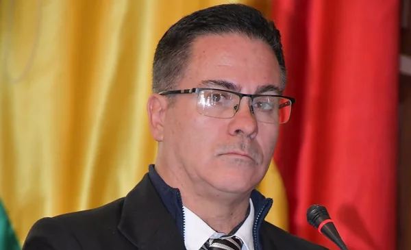 José Armando Urioste Viera es elegido Fiscal General Interino