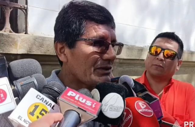 Sindicato de micros de Tarija adelanta estudio tarifario