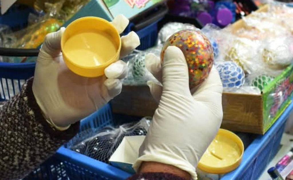 Potosí y El Alto decomisan juguetes Squishy por riesgo tóxico