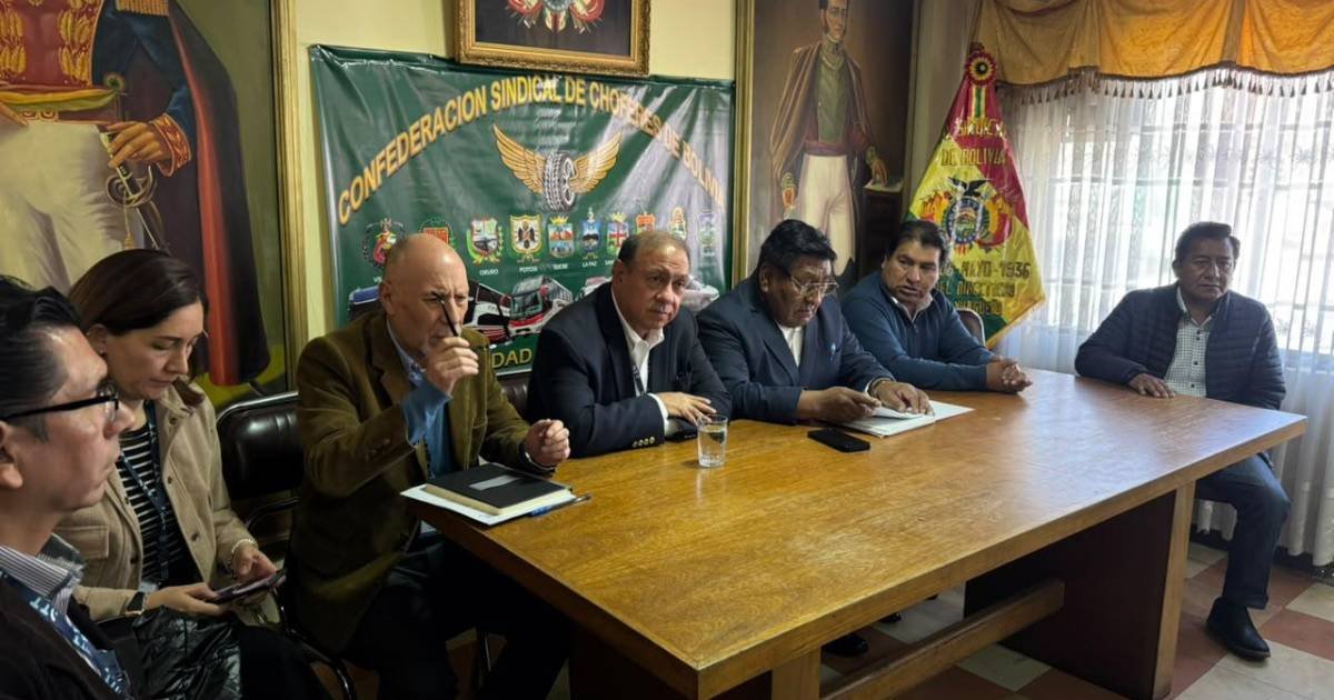 ATT y transporte interdepartamental reanudan diálogo por tarifas