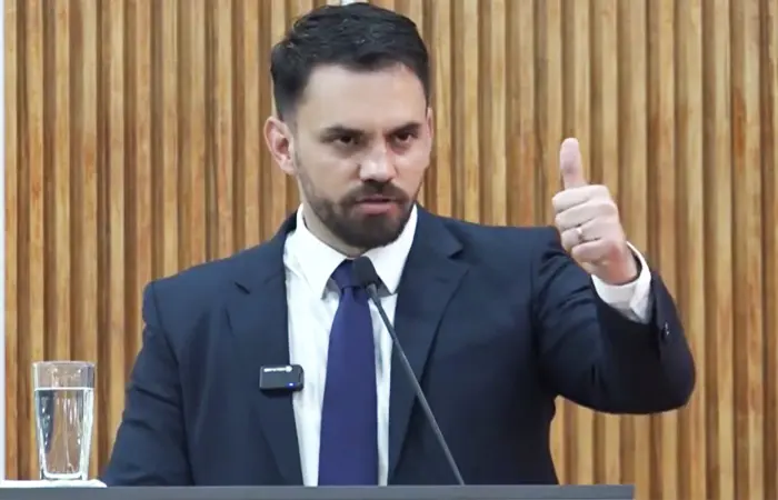 Policía no logra ubicar al exministro Eduardo Del Castillo