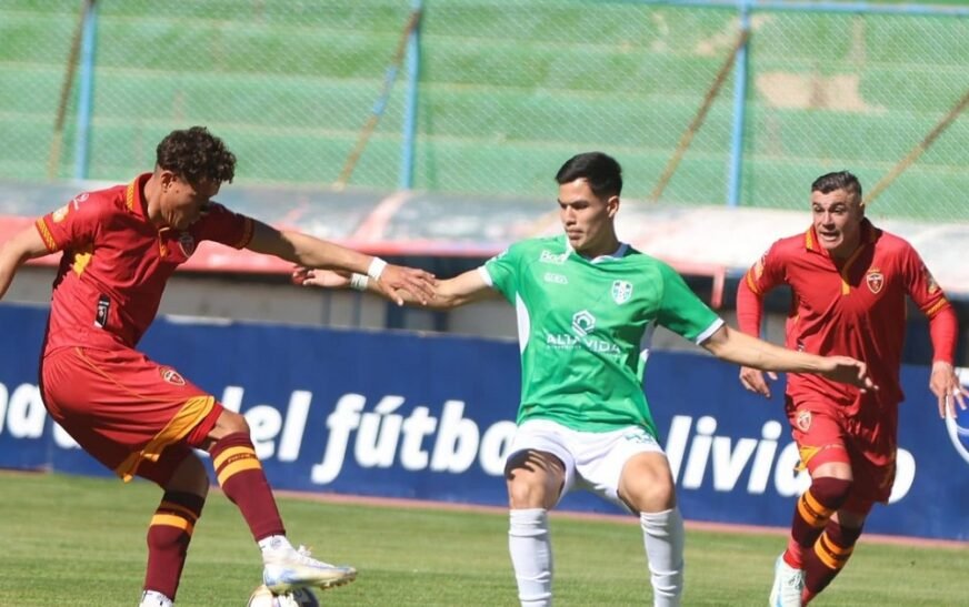 Real Oruro golea 4-0 a Tomayapo en el Bermúdez