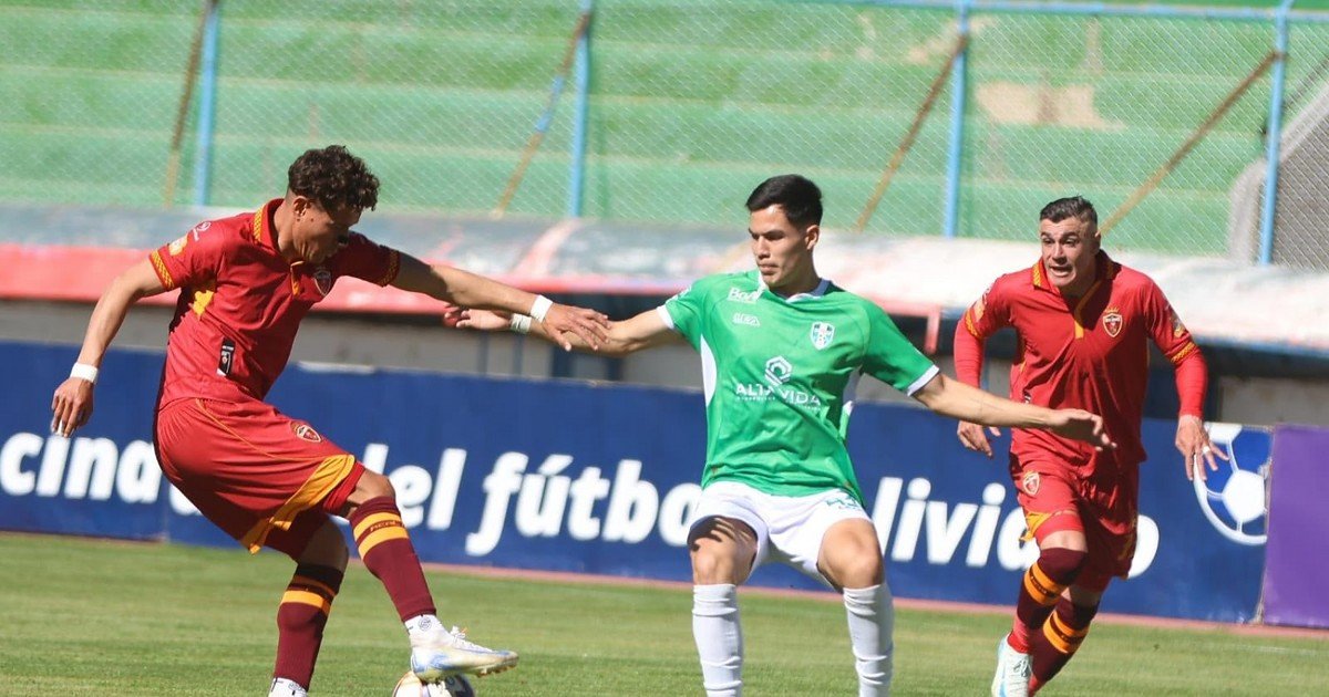 Real Oruro golea 4-0 a Tomayapo en el Bermúdez