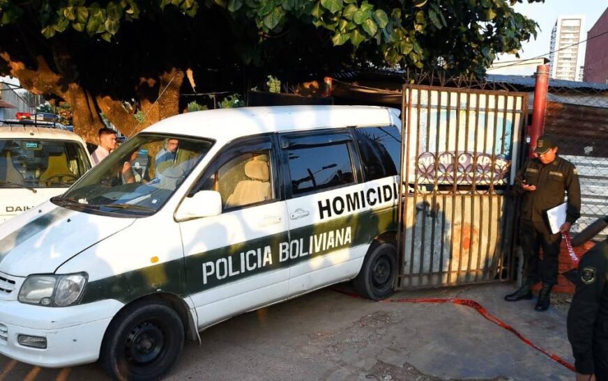 Precintan taller y trasladan vehículo vinculado a Johan Guzmán