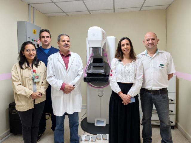 Gobernación de Tarija incorpora mamógrafo digital al HSJDD