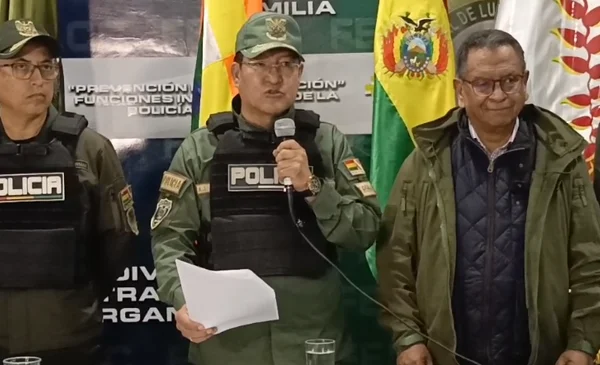Policía aprehende a tres por robo agravado en Pampa de la Isla