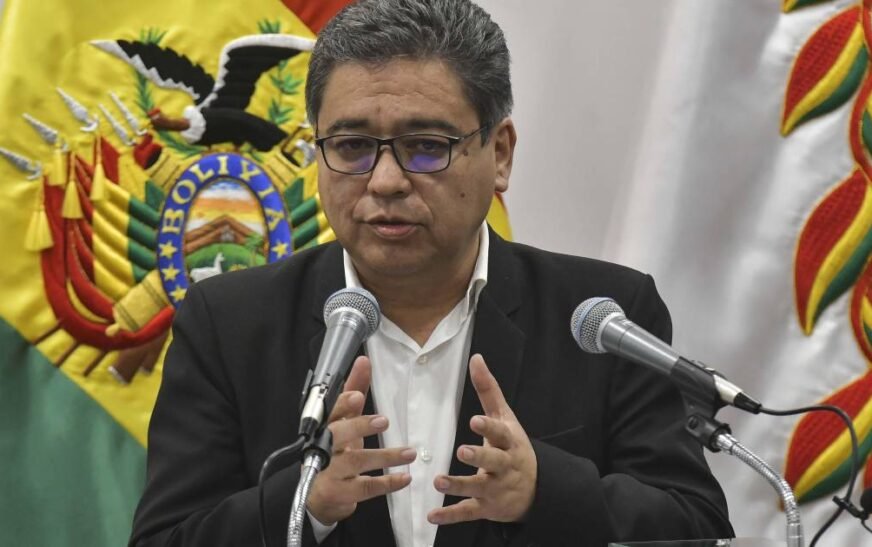 Vocero: funcionarios apartados tras veto de visas de EEUU