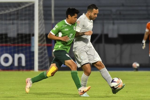 Aurora vence 1-0 a Real Tomayapo en Cochabamba