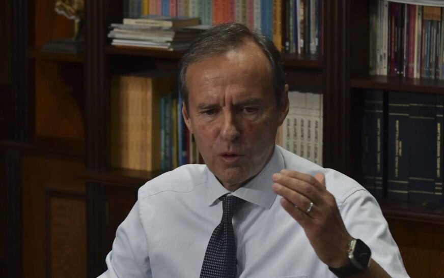 Quiroga critica a Paz por continuidad de prácticas del MAS