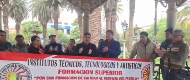 Maestros marcharán este miércoles en defensa de la educación