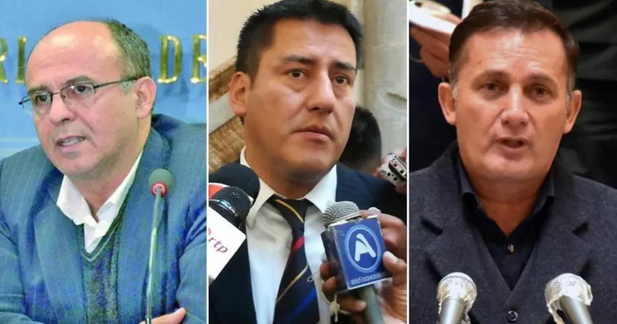 Denuncian a tres exministros más por compra de radares