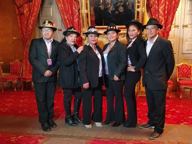 Away Bolivia estrena “Morenada Andaluz” con homenaje a Chuca
